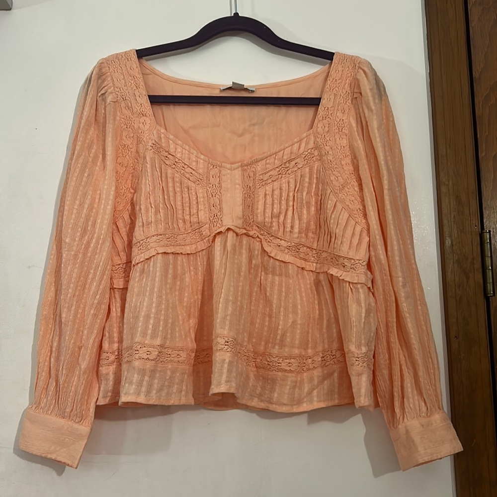Long sleeve top